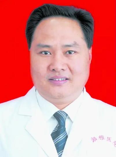 夏晓波.jpg